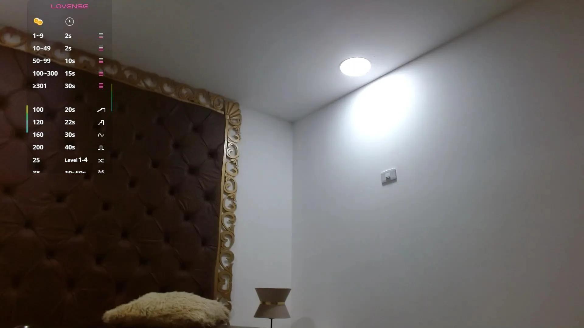 Offline LucianaMendoza_ on Cam4