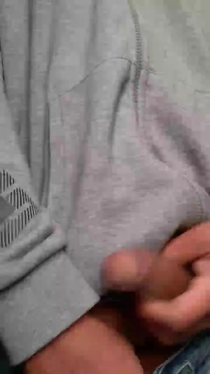 Freechat Luiy1998_hot on Cam4