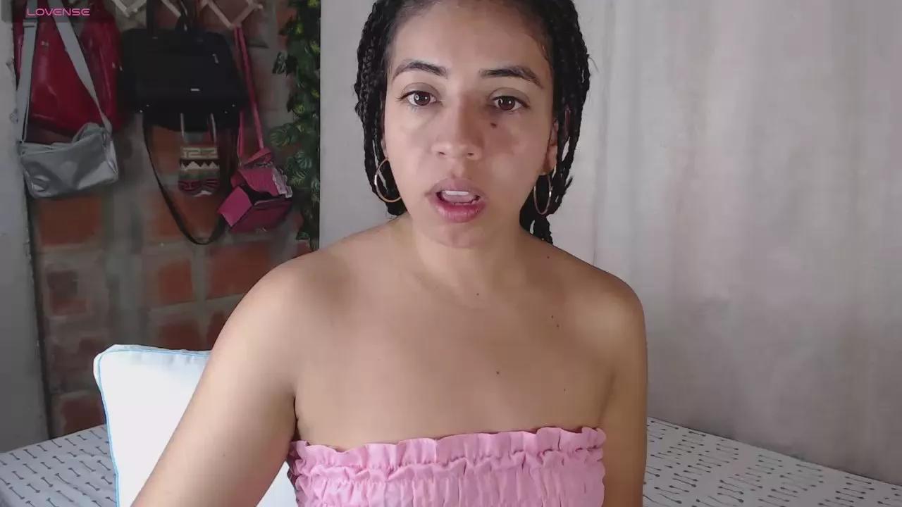 Offline lylarogers on Cam4
