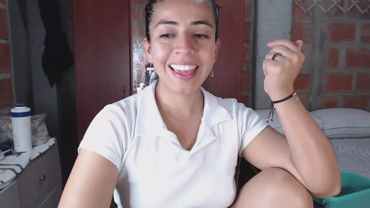 Offline lylarogers on Cam4