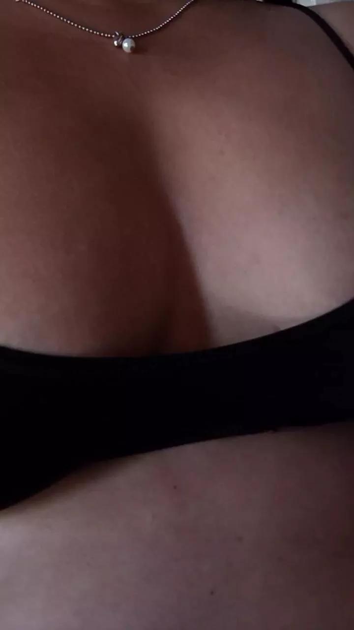 maia184 on Cam4 