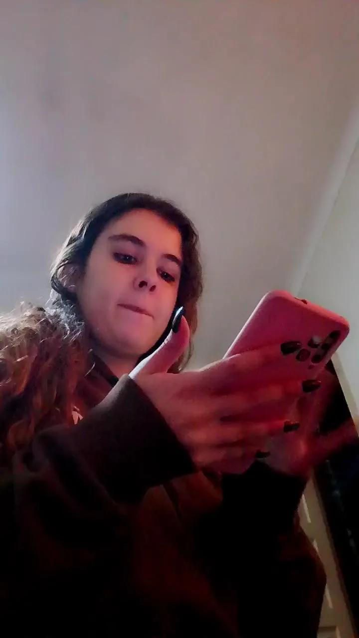 Offline marta261 on Cam4