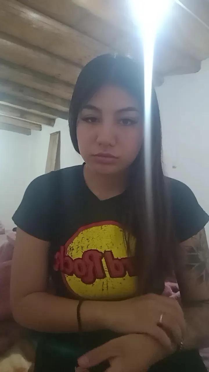 Offline martinitasexy on Cam4