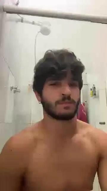 Offline Mauriciobueno20 on Cam4