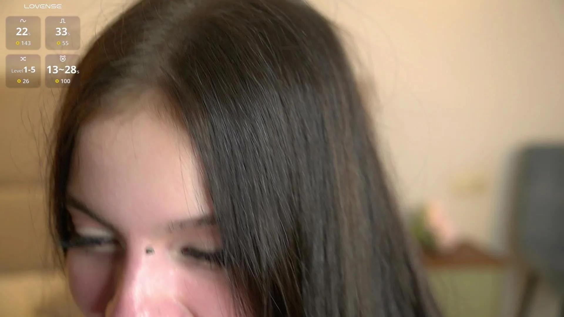 Offline MaxineDeman on Cam4