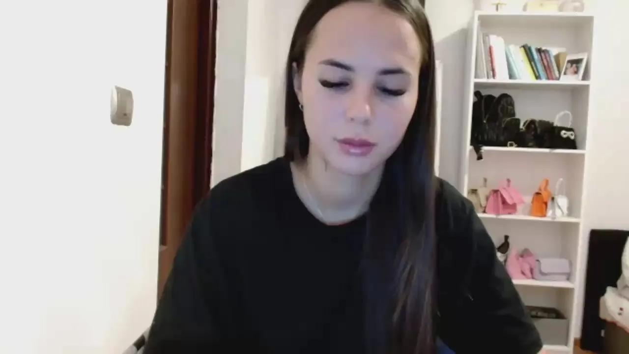 MayaDesire on Cam4 