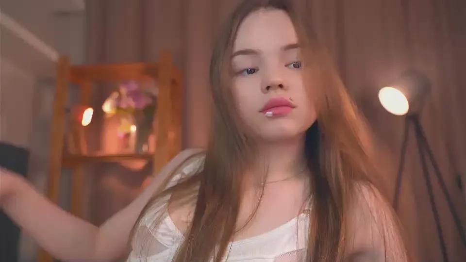 Freechat MaydaElswick on Cam4