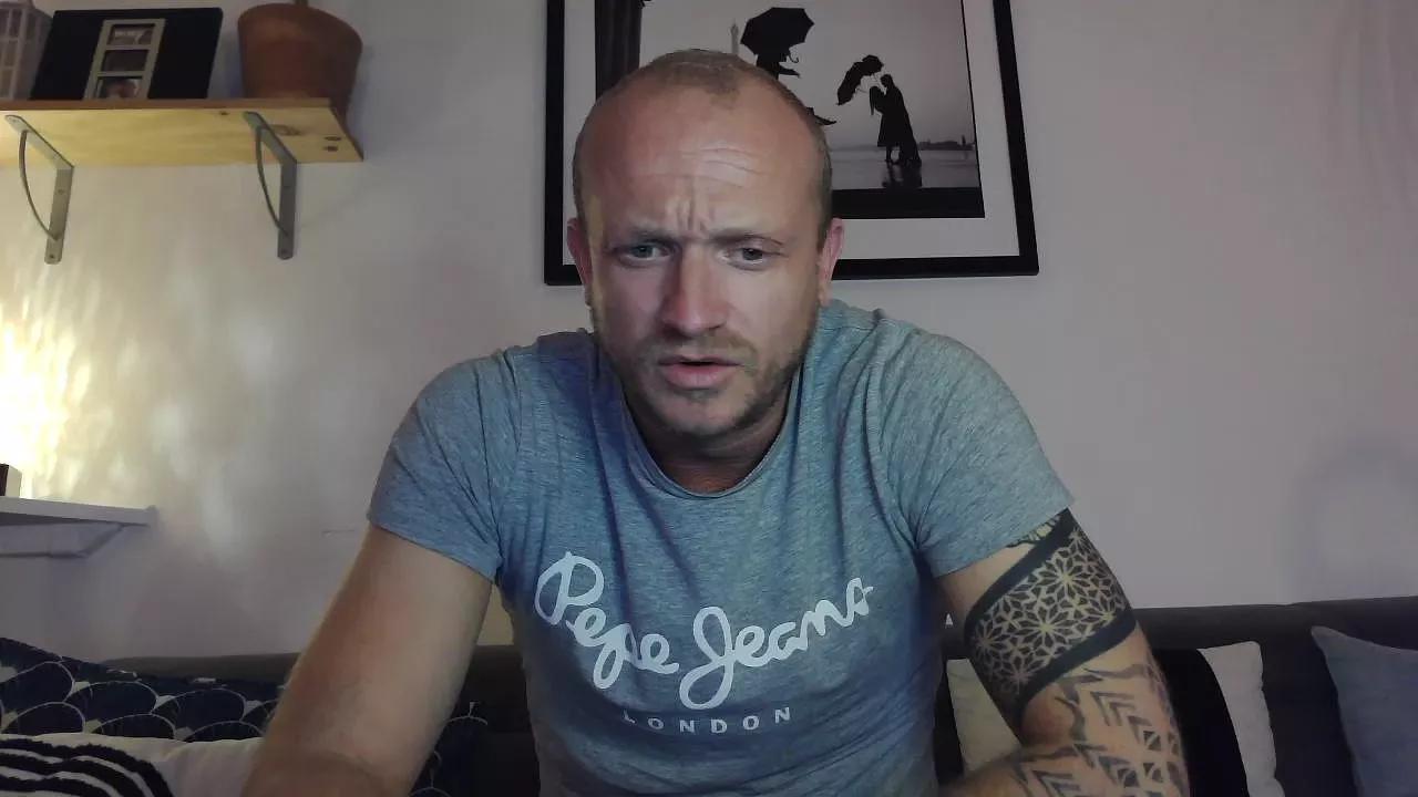 Offline Mekcho92000 on Cam4