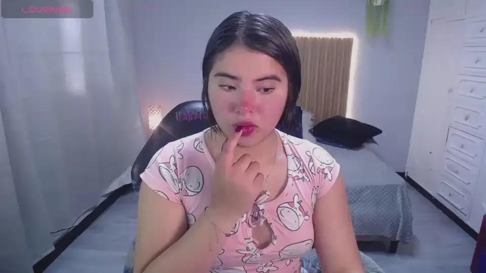 Offline michell_petty01 on Cam4