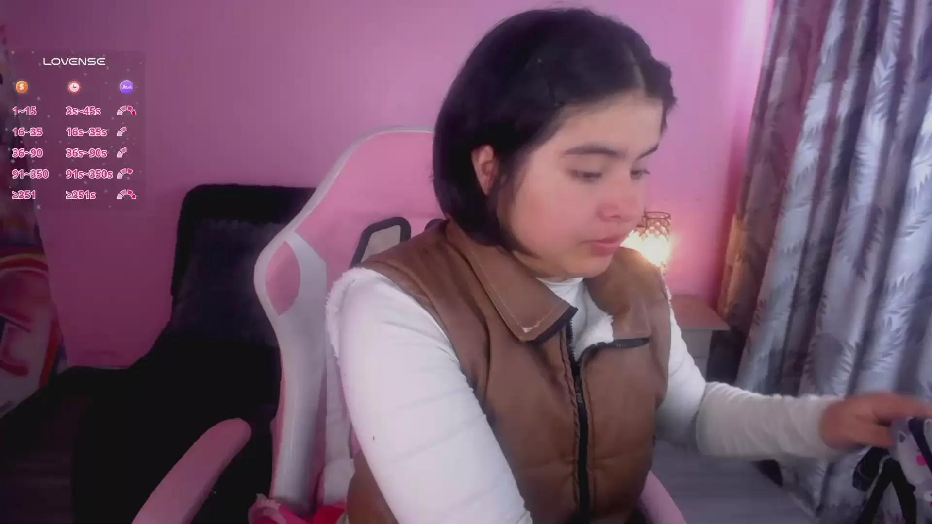 Offline michell_petty01 on Cam4