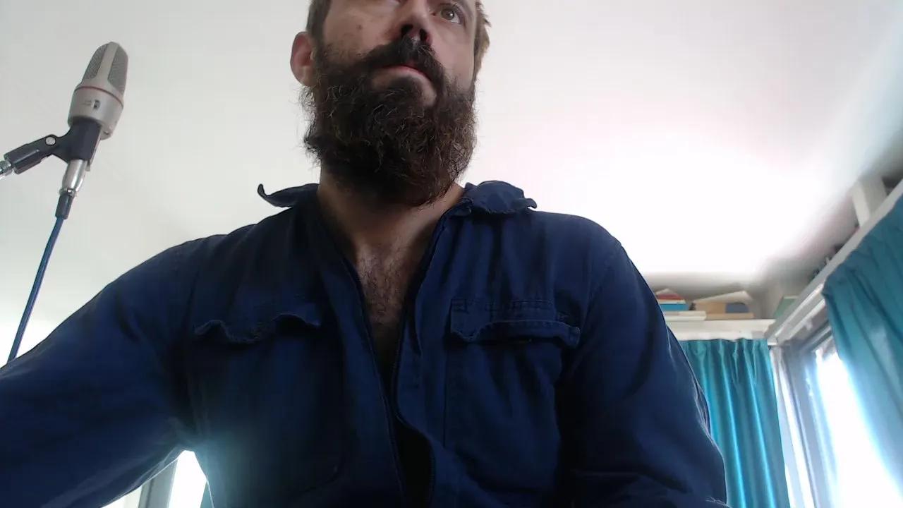 Offline Minddesire on Cam4