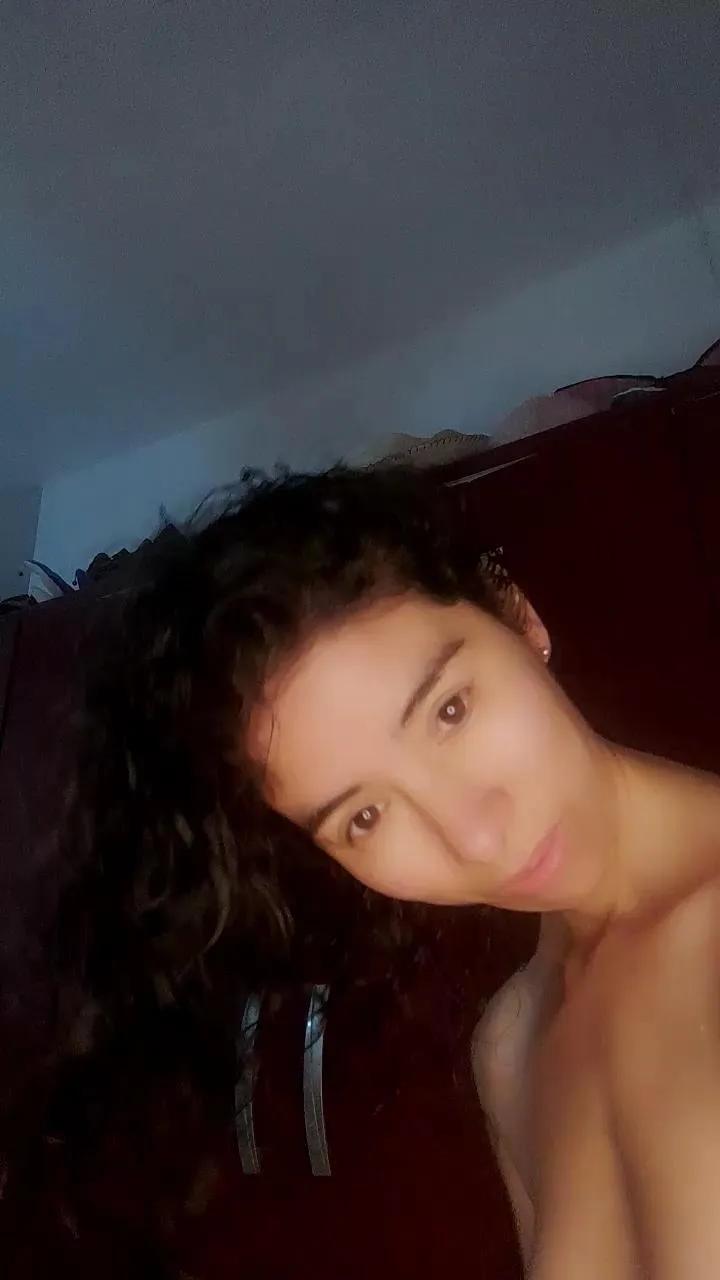 Offline minina88hott on Cam4