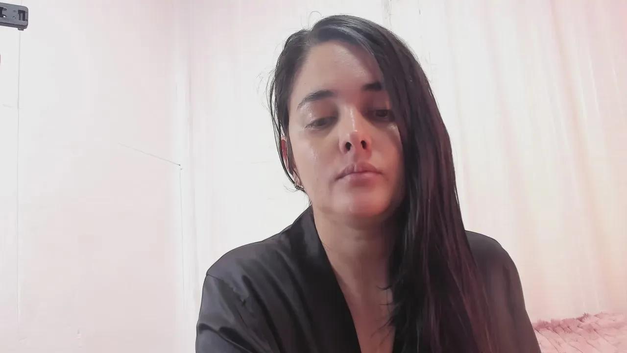 Offline miss_alhy on Cam4