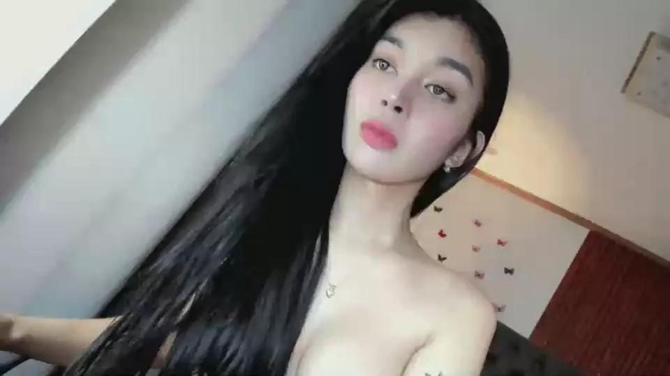 Offline mjprettyxx on Cam4