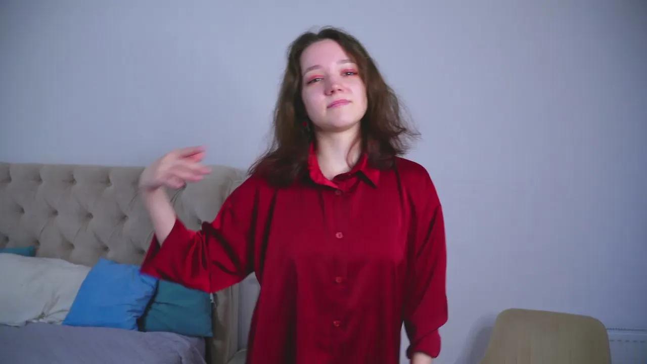 Offline MonserrateMax on Cam4