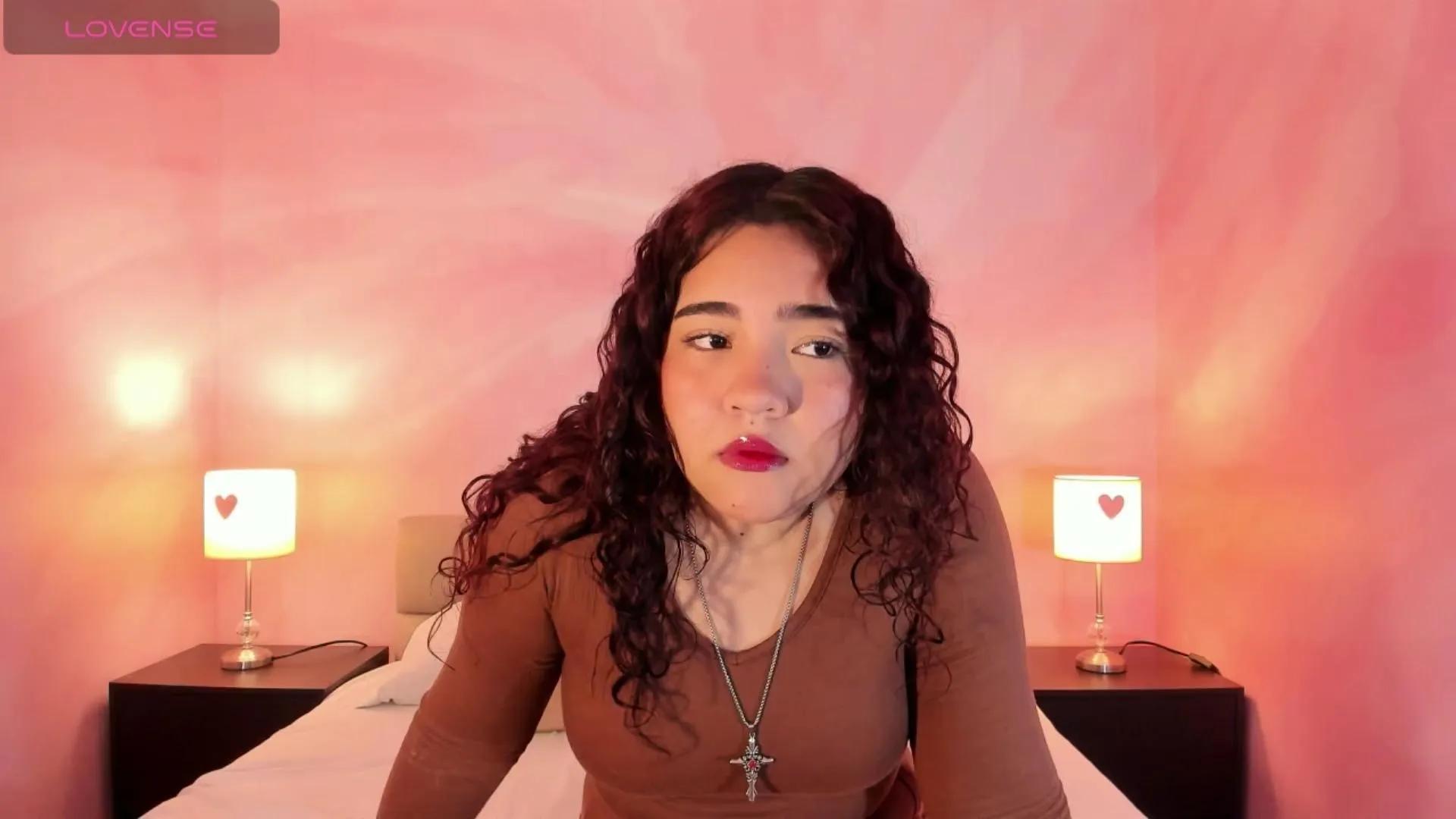 MoonRay on Cam4 