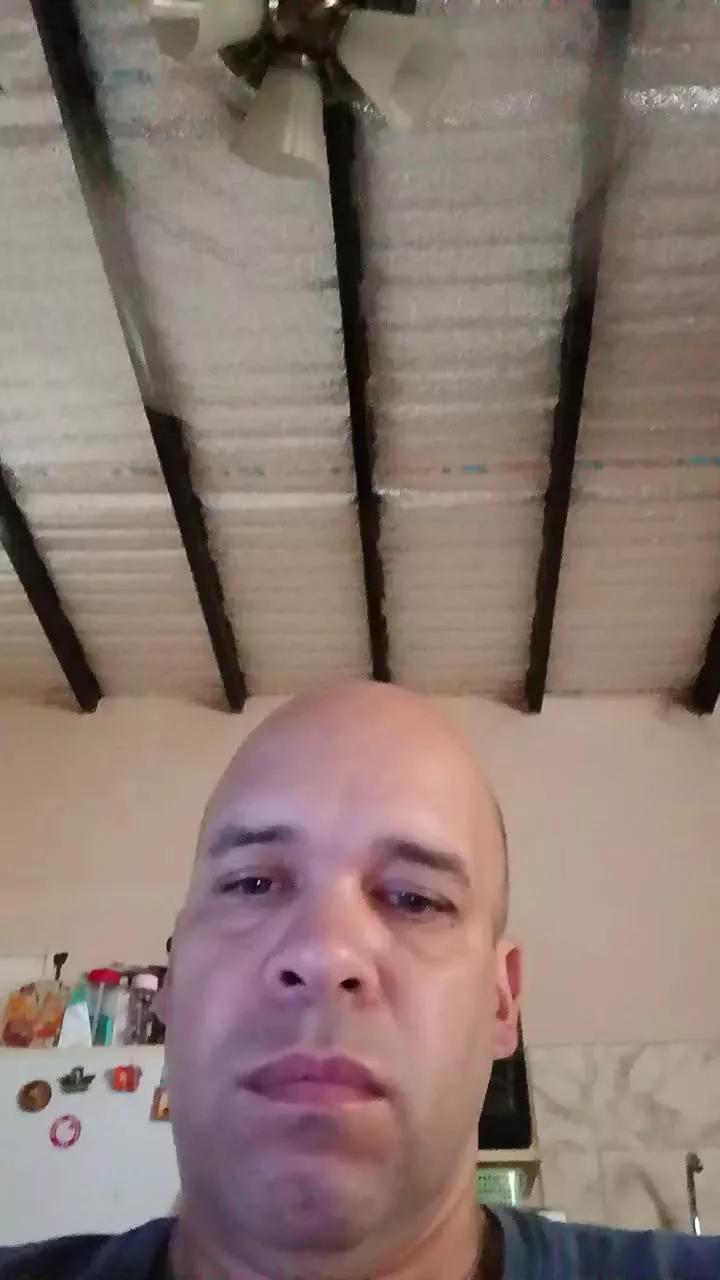 Offline morocho237 on Cam4