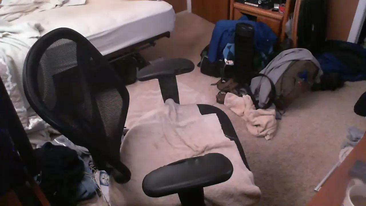 Offline mrmazo20 on Cam4