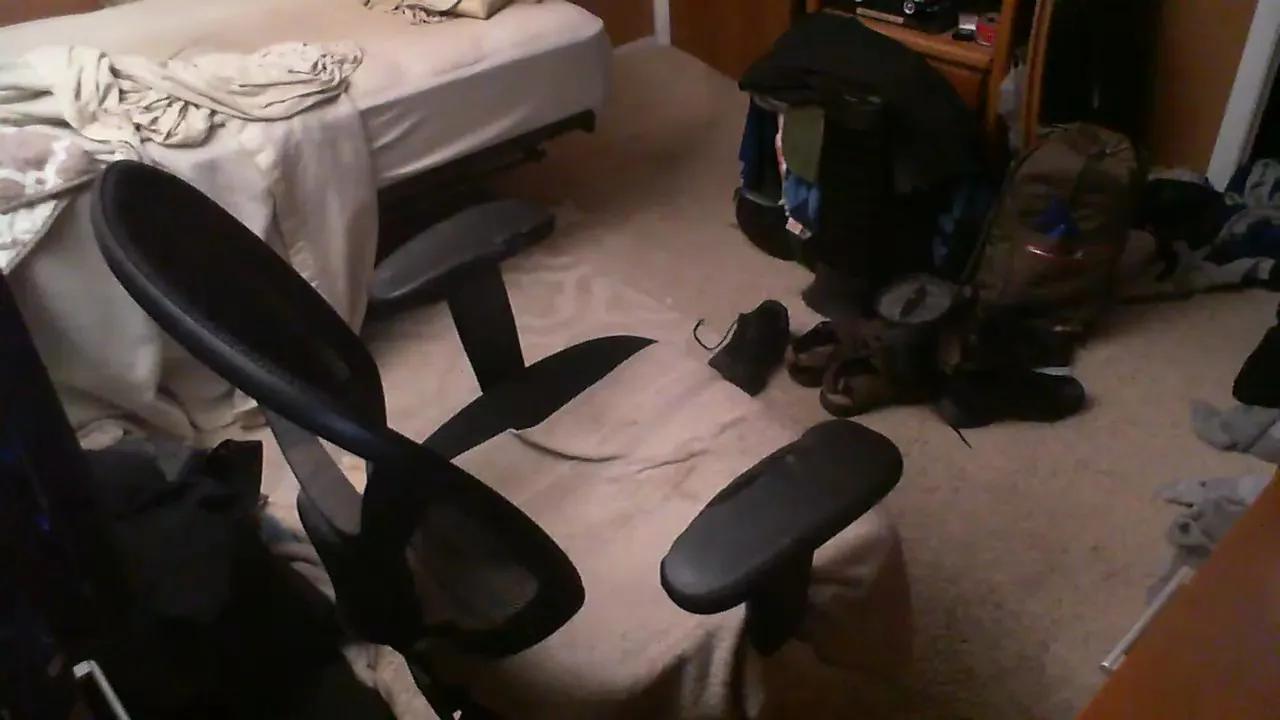 Offline mrmazo20 on Cam4