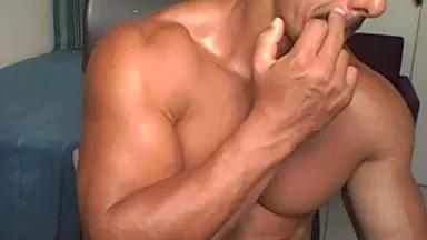 Offline muscleoss on Cam4