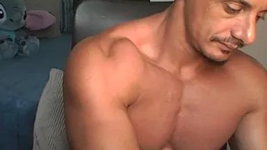 Offline muscleoss on Cam4