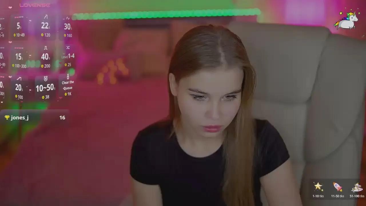 Offline MyLolaSky on Cam4