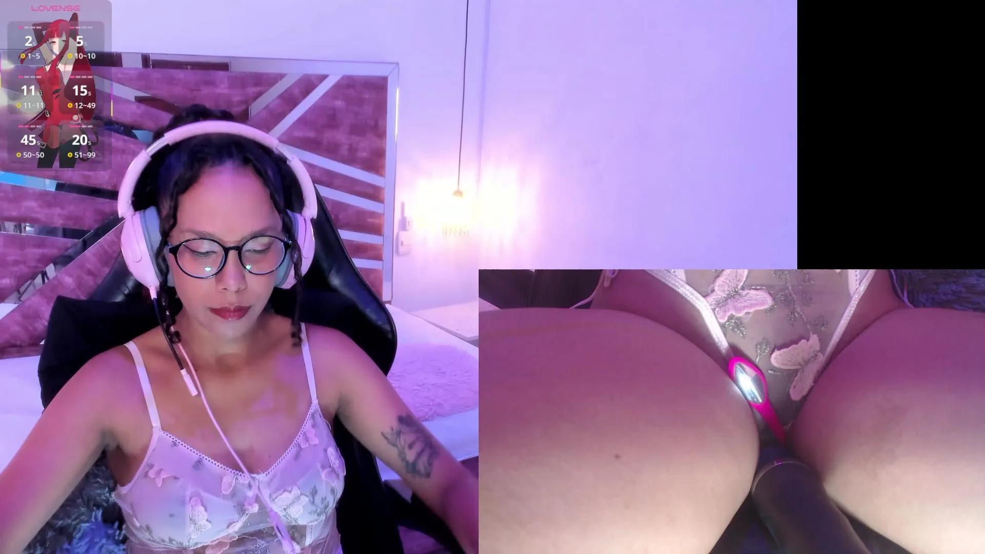 Offline NovaLyn_ on Cam4