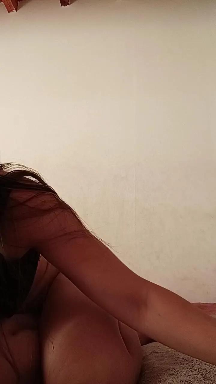 Offline Nyxdiva on Cam4