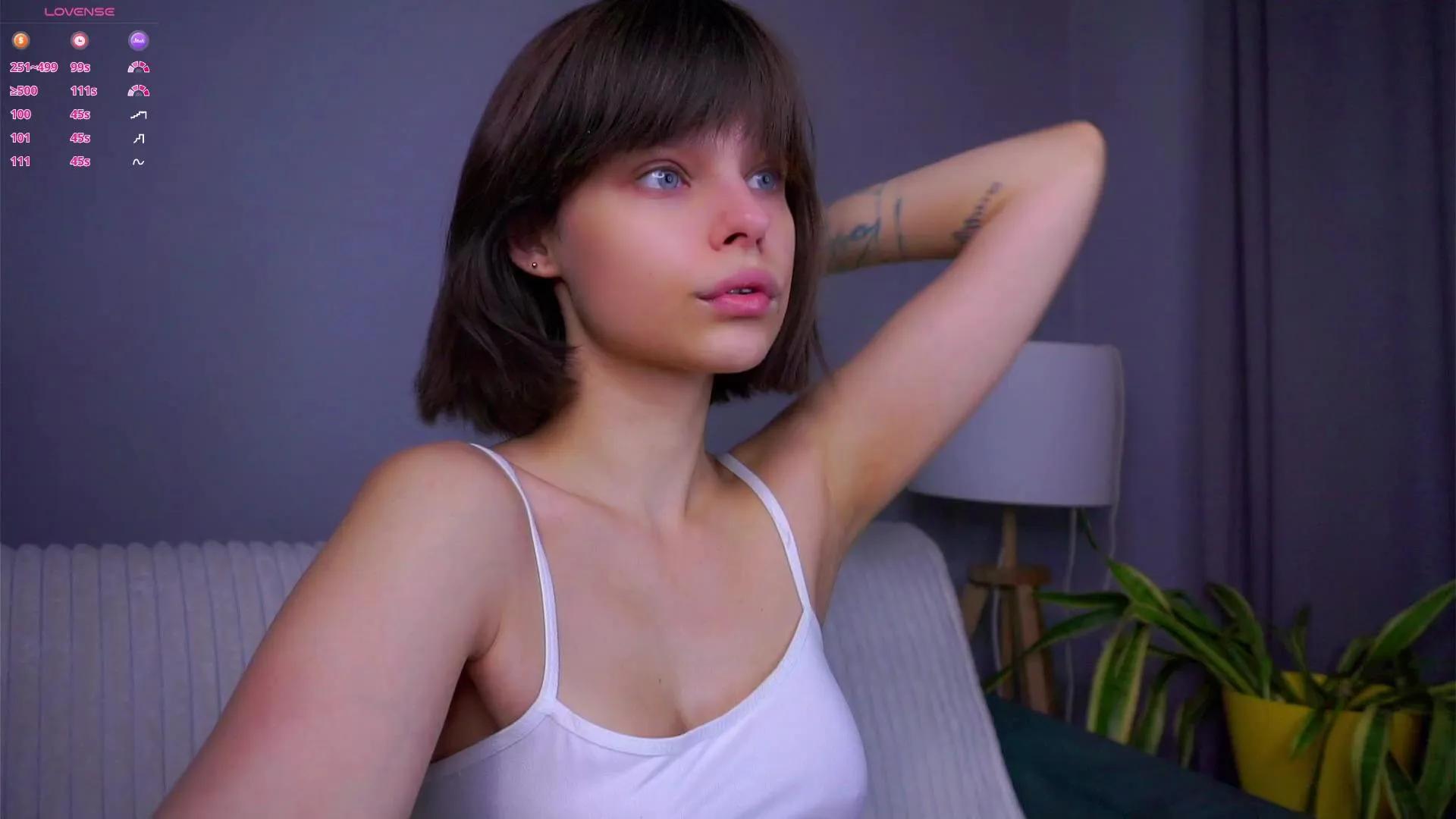 Offline OdetteFarran on Cam4