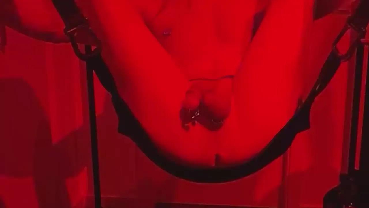 Offline piercedslutxxx on Cam4