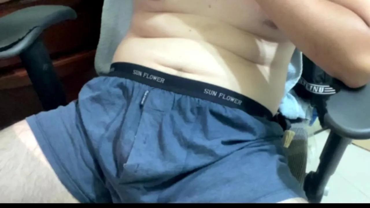 Offline pigbtbt on Cam4