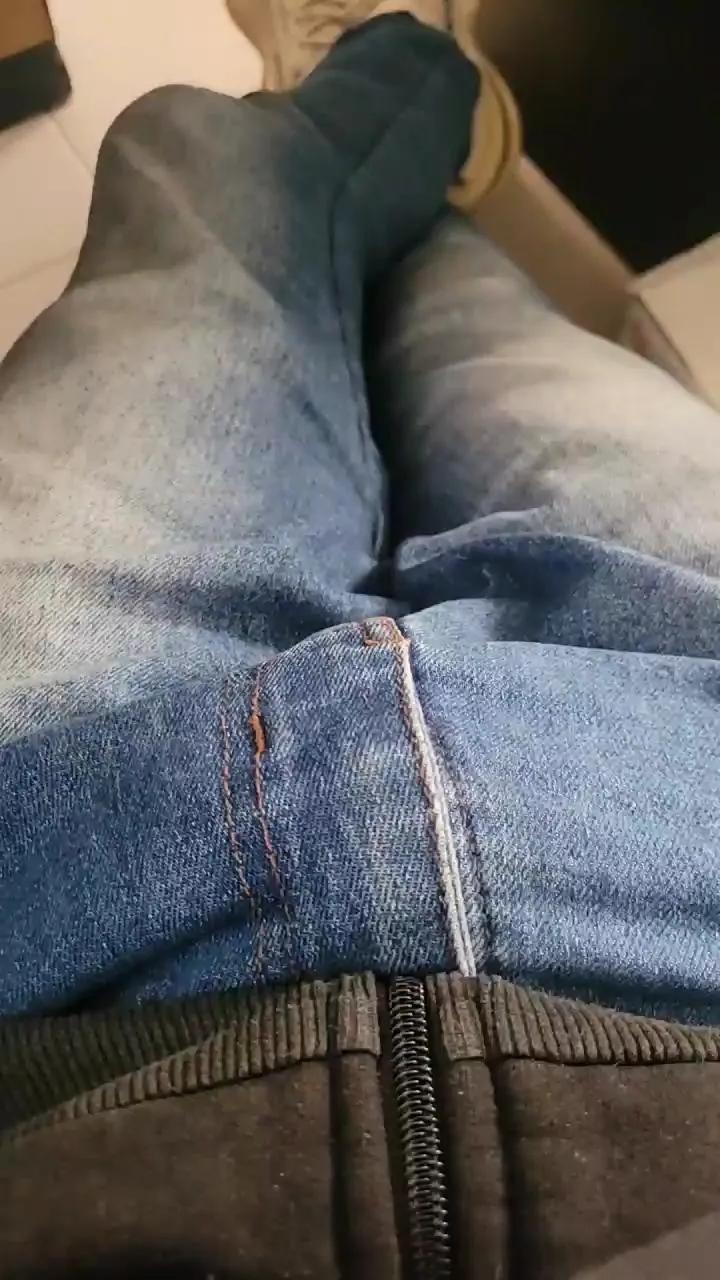 Offline Pilan99 on Cam4