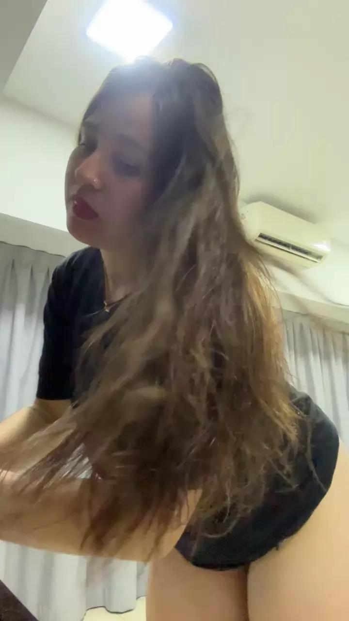 Offline Pradaxxx2 on Cam4