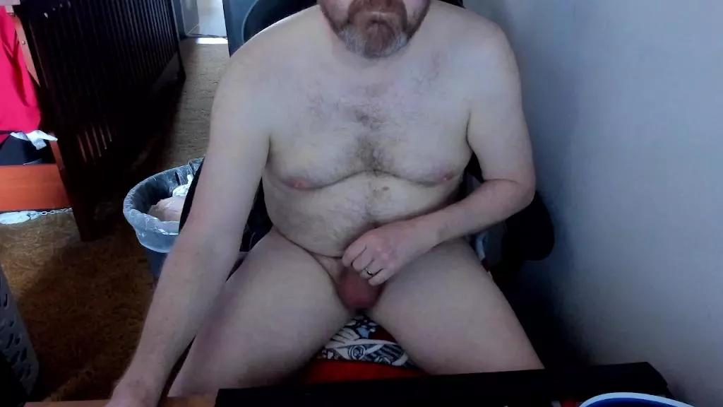 pumpmeup261 on Cam4 