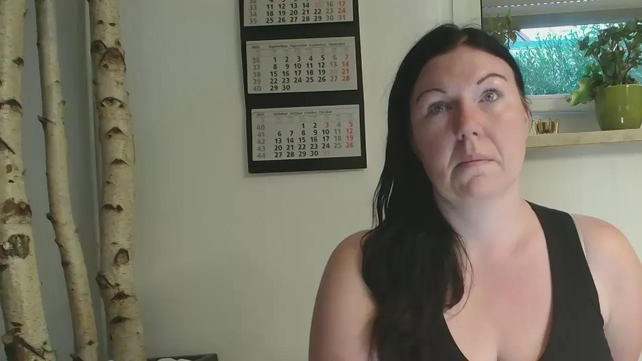 Freechat pussy6wetlips on Cam4