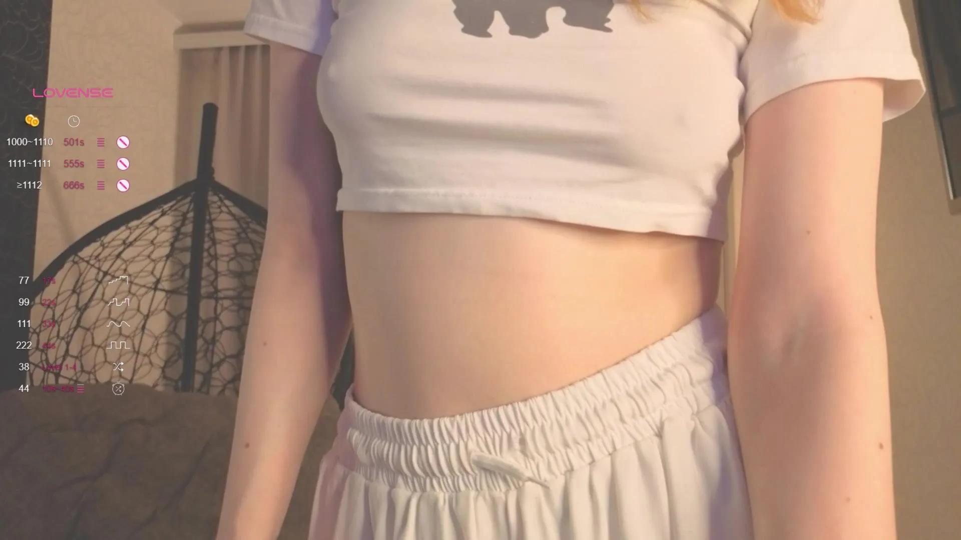 Offline Pussy_Pikmi on Cam4
