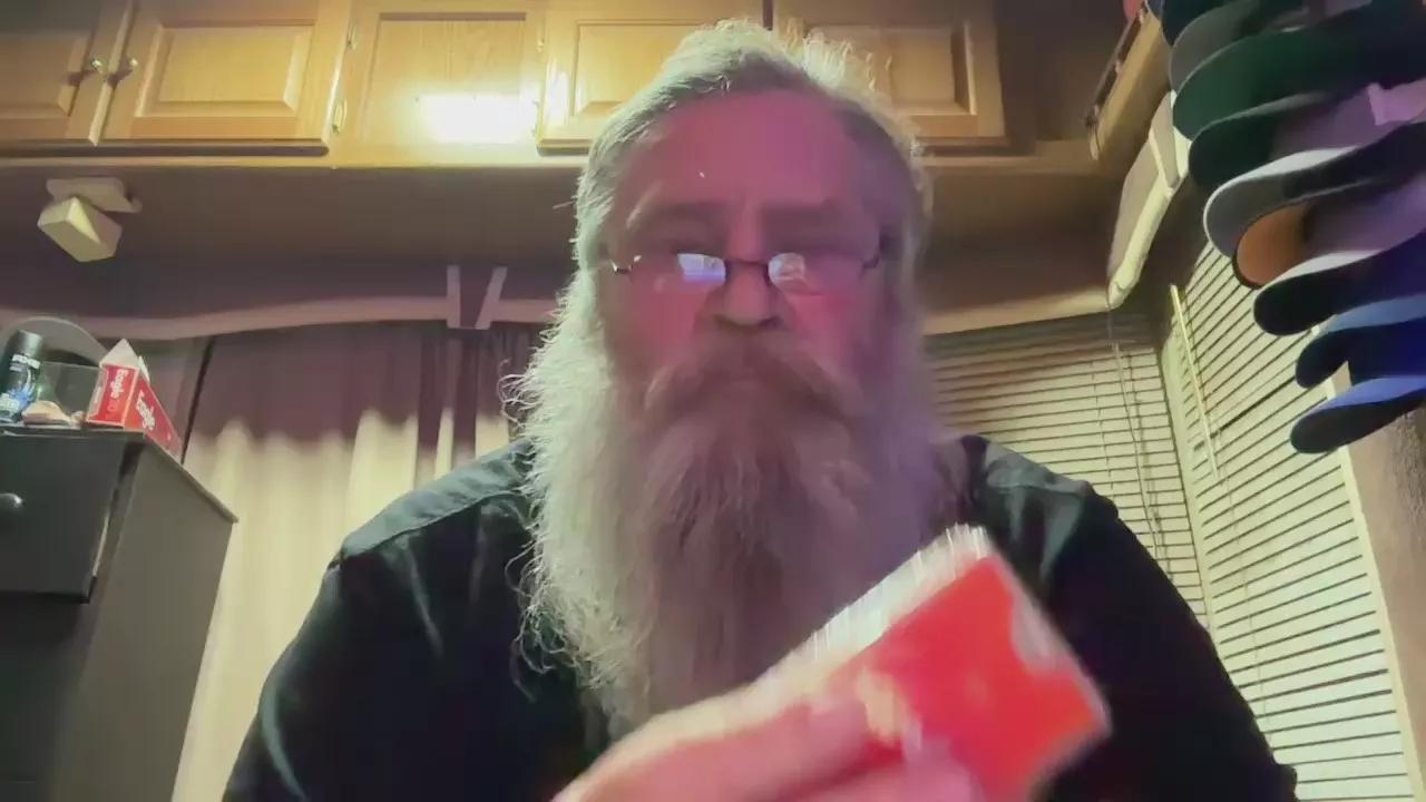 Offline rblyll on Cam4