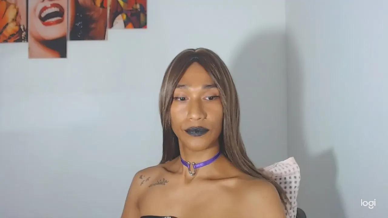 red_veltet on Cam4