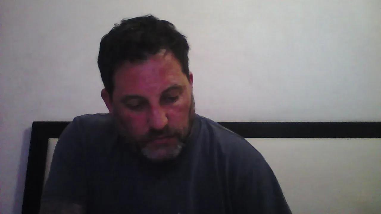 Offline Reload_33 on Cam4