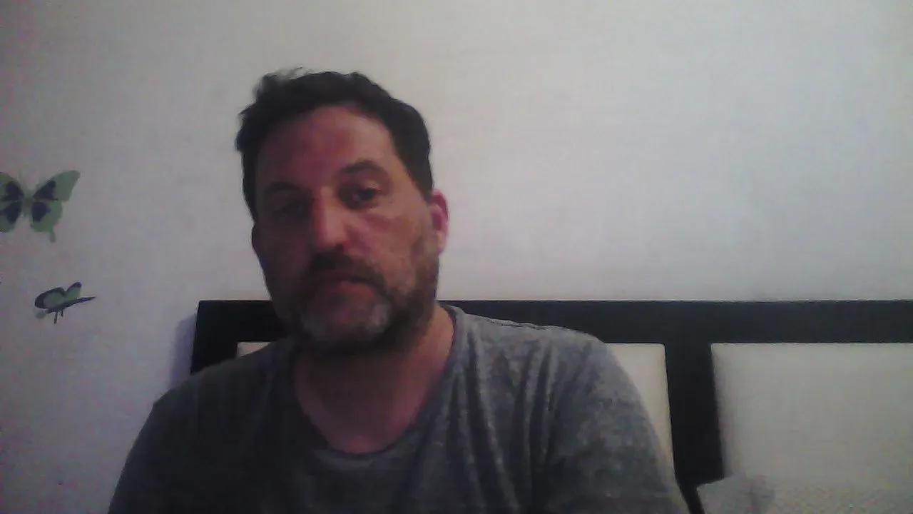 Offline Reload_33 on Cam4