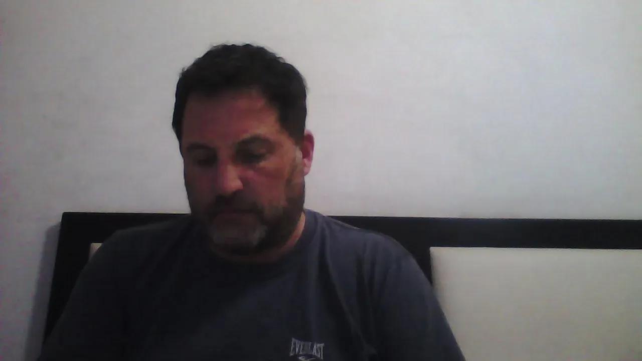 Offline Reload_33 on Cam4