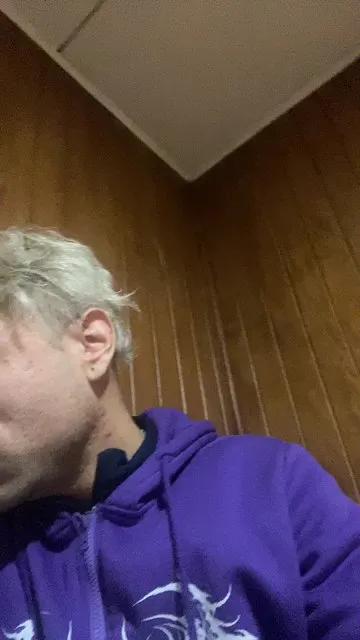 Offline Remielromero777 on Cam4