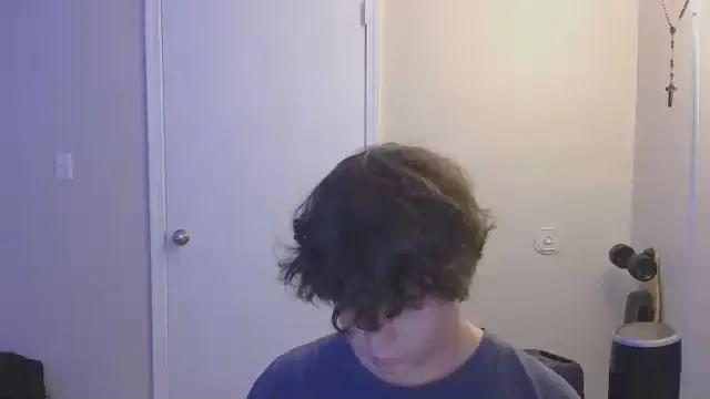 Offline Roomfullofcum on Cam4