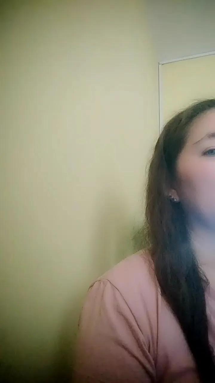 Offline Rose_milff on Cam4