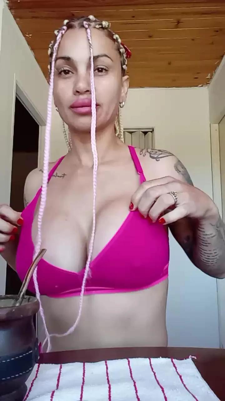 Offline Rusitaa30 on Cam4