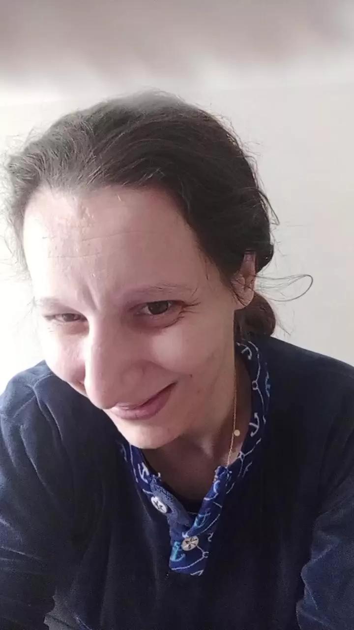 Sarahot_1 on Cam4 