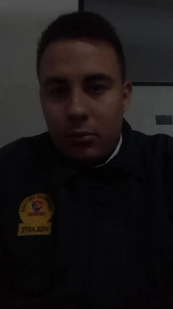 Offline Sergio201829 on Cam4
