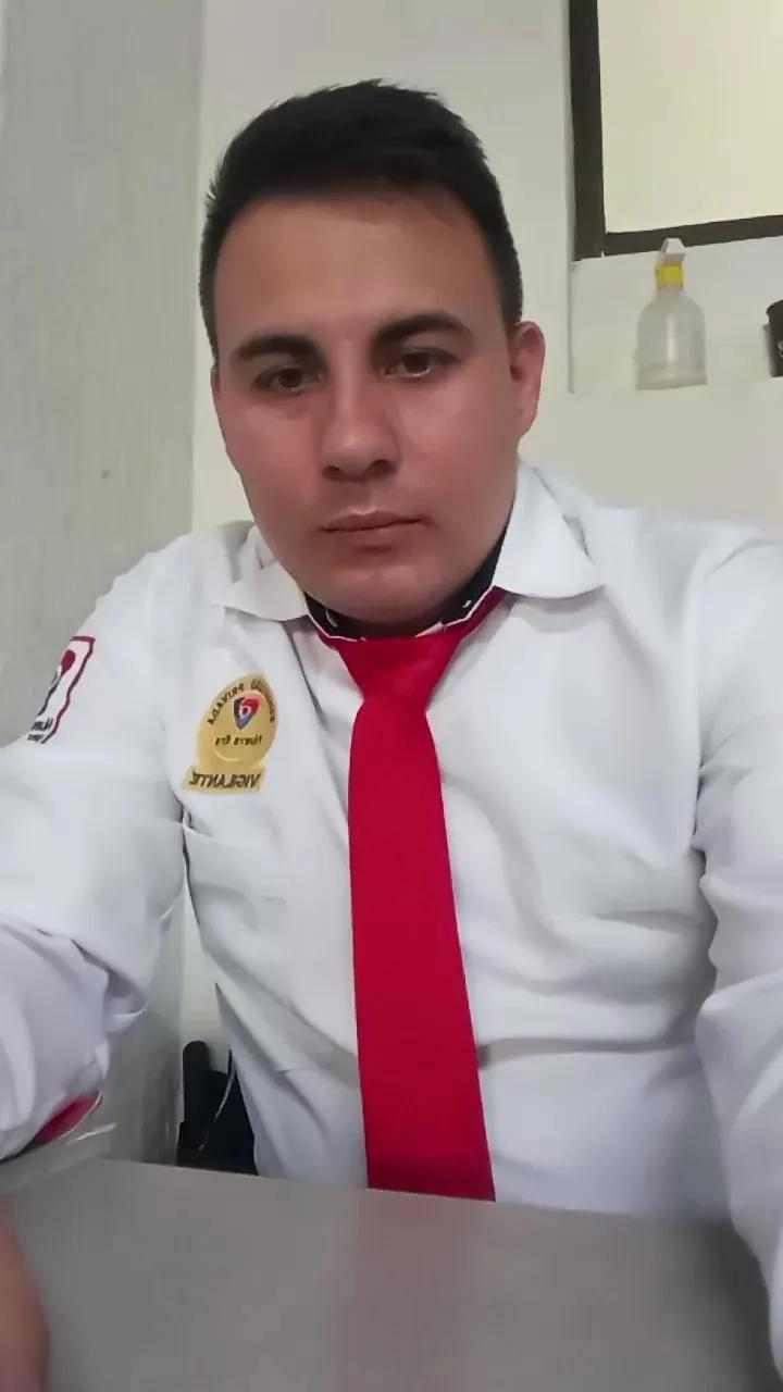 Offline Sergio201829 on Cam4