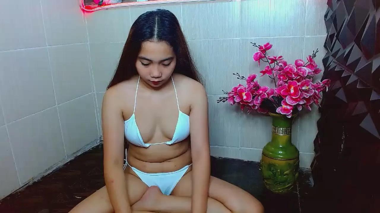 Offline SexyDaniela19 on Cam4