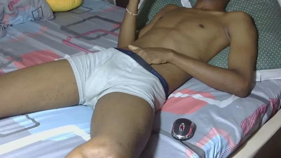 Offline Sexyromeo_bbc on Cam4